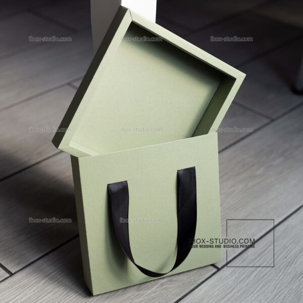 Коробочка матова, з ручками "upk_62"